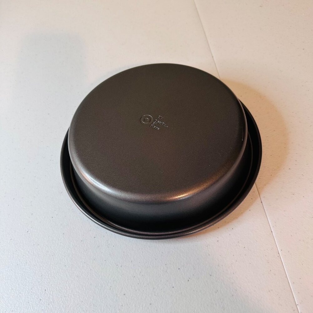8 inch Cake Pan Made By Design Nonstick Round Cake Pan - Picture 4 of 5